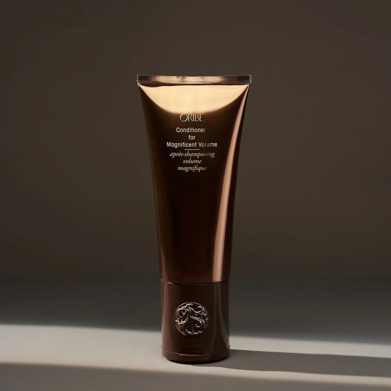 Oribe Conditioner for Magnificent Volume - glamorous.ky Oribe Conditioner for Magnificent Volume | glamorous.ky