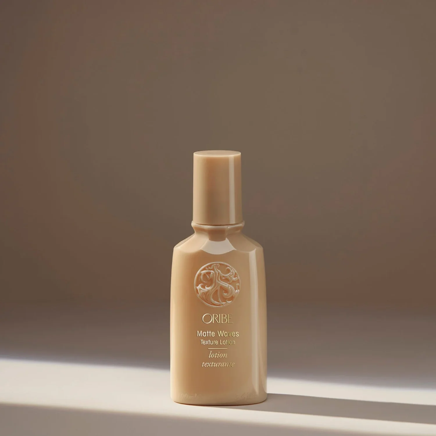 Oribe Matte Waves Texture Lotion - glamorous.ky Oribe Matte Waves Texture Lotion | glamorous.ky