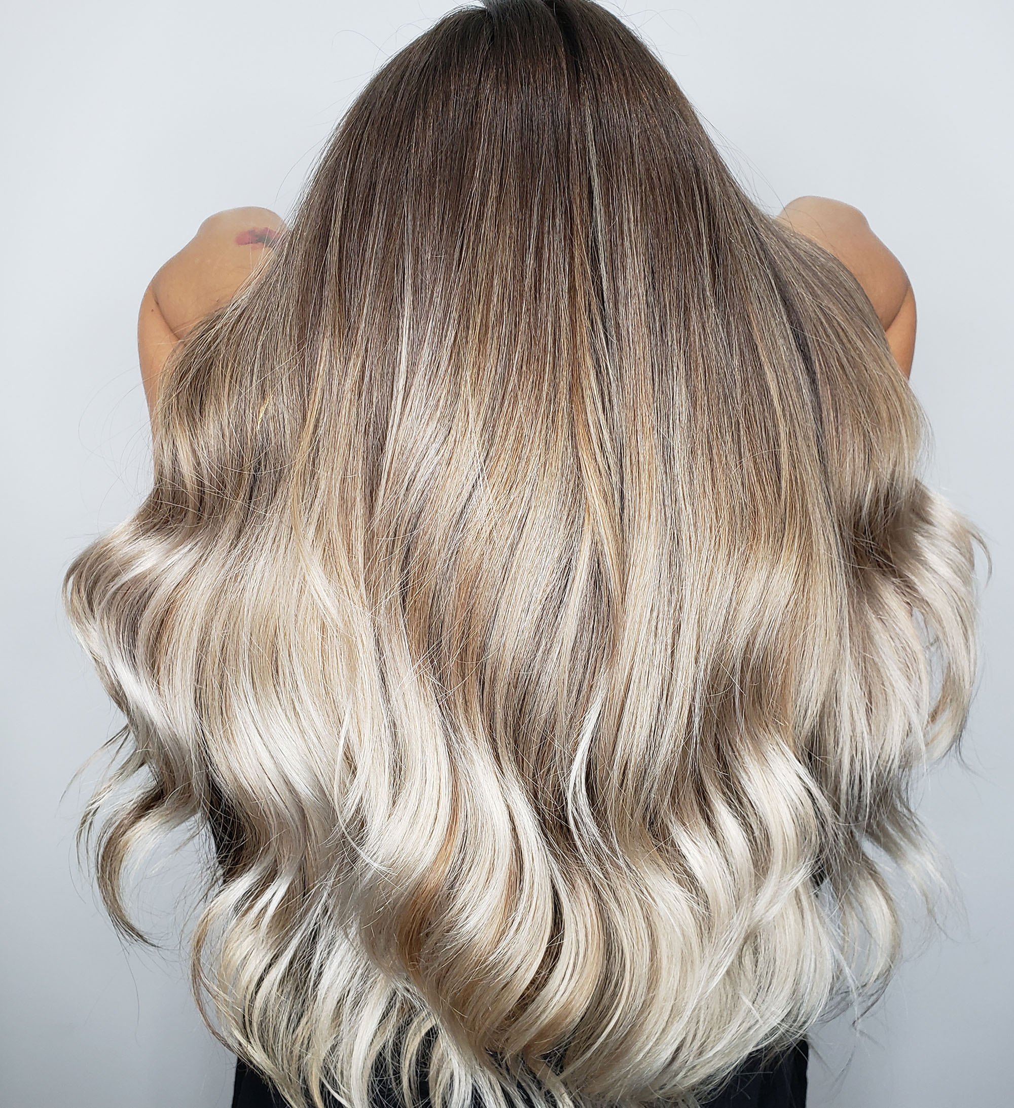 Balayage Cayman Islands Glamorous The Ritz-Cartlon Grand Cayman_0000s_0005_Balayage cayman islands glamorous hair studio