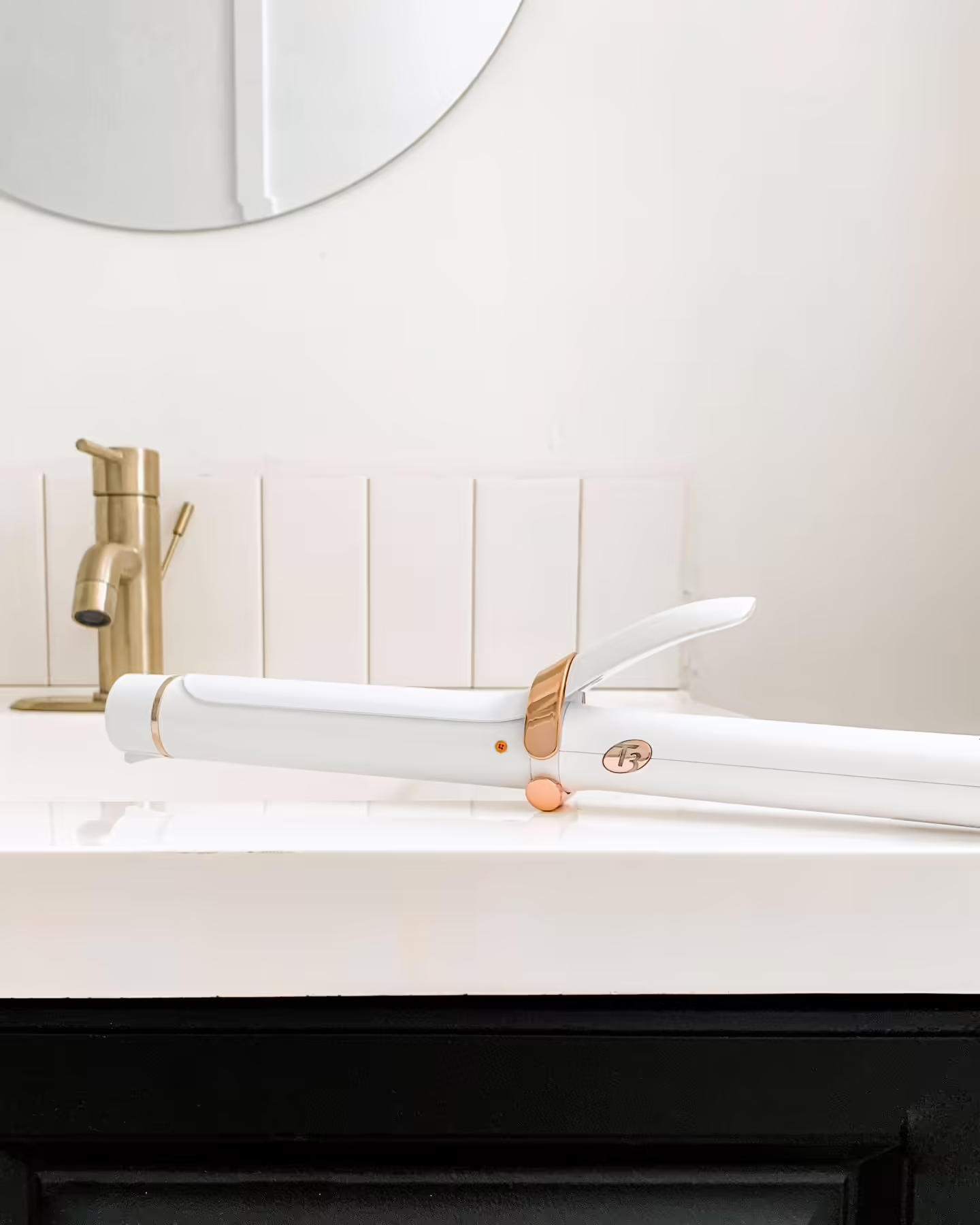 Curling irons at Glamorous salon Cayman Islands
